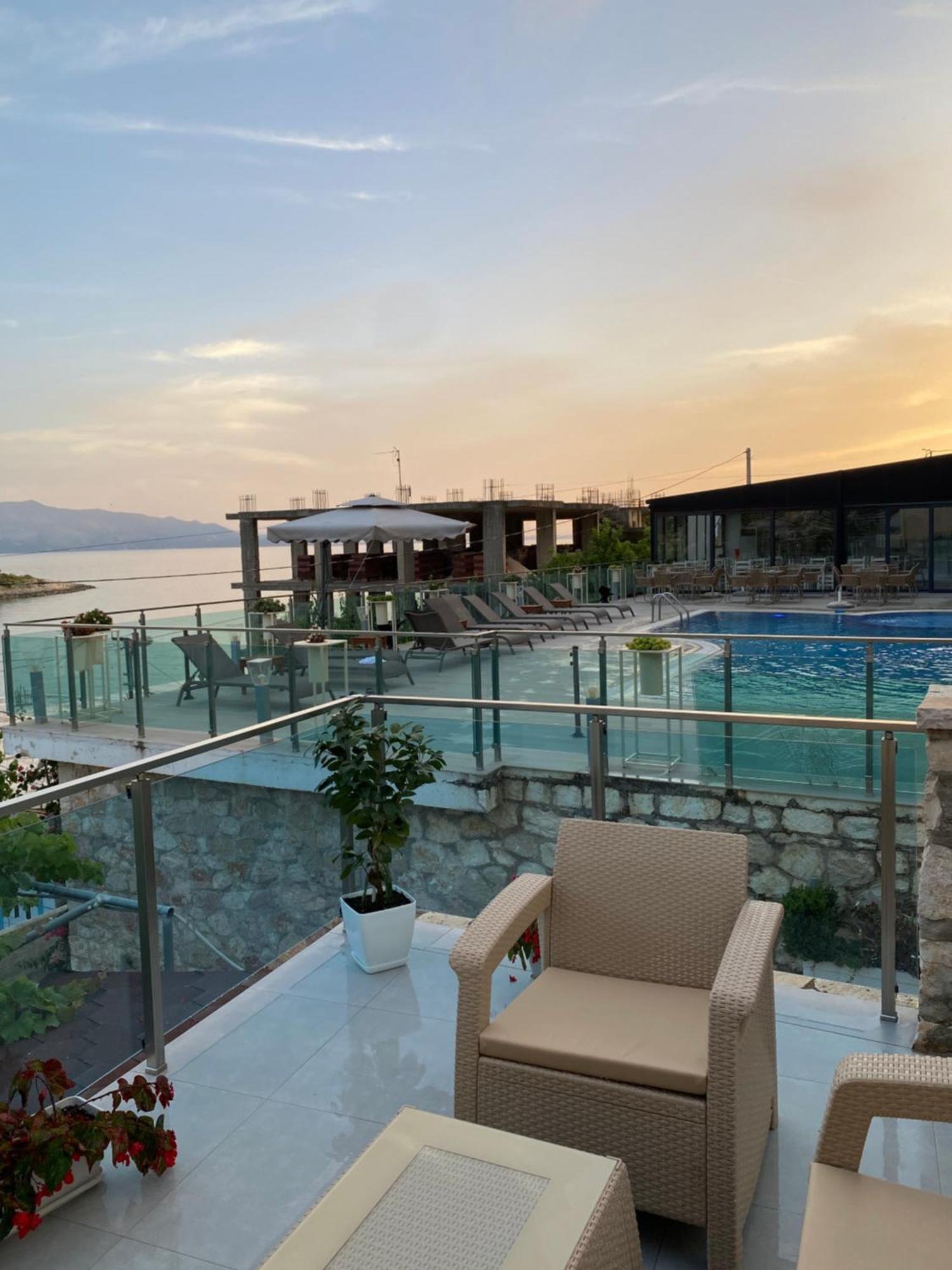 Apartaments Rraku Sarandë Eksteriør billede