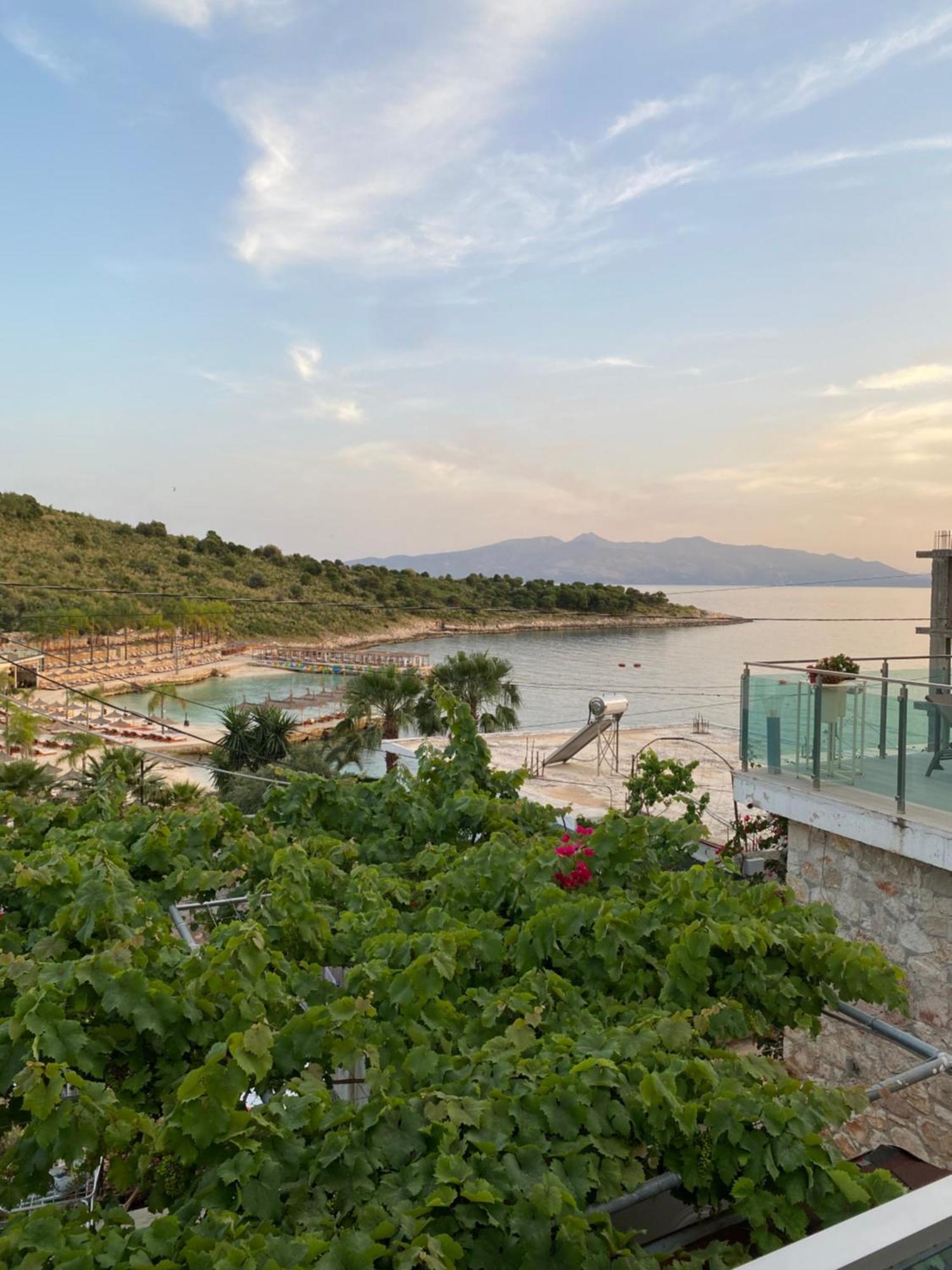 Apartaments Rraku Sarandë Eksteriør billede