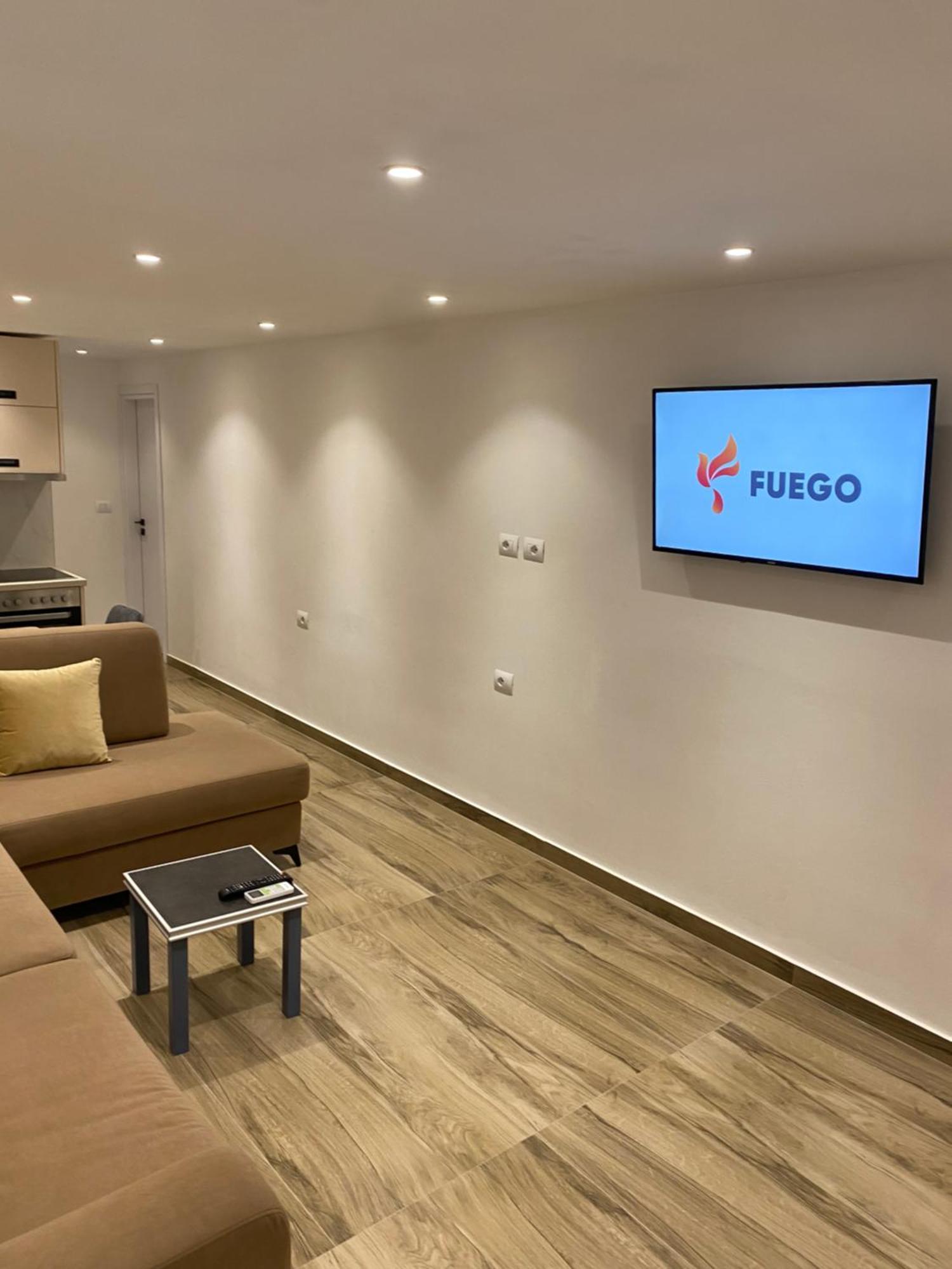 Apartaments Rraku Sarandë Eksteriør billede