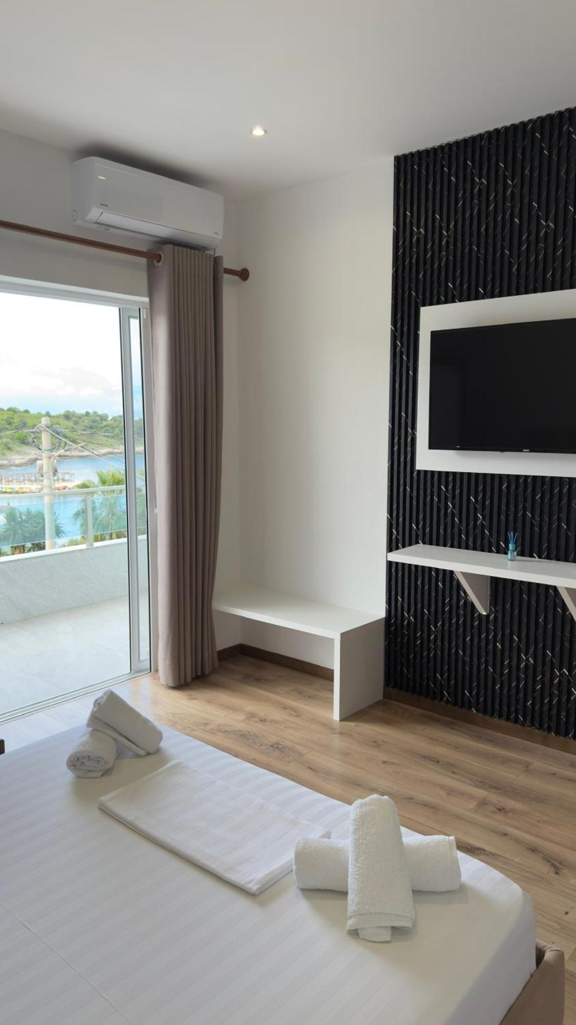 Apartaments Rraku Sarandë Eksteriør billede