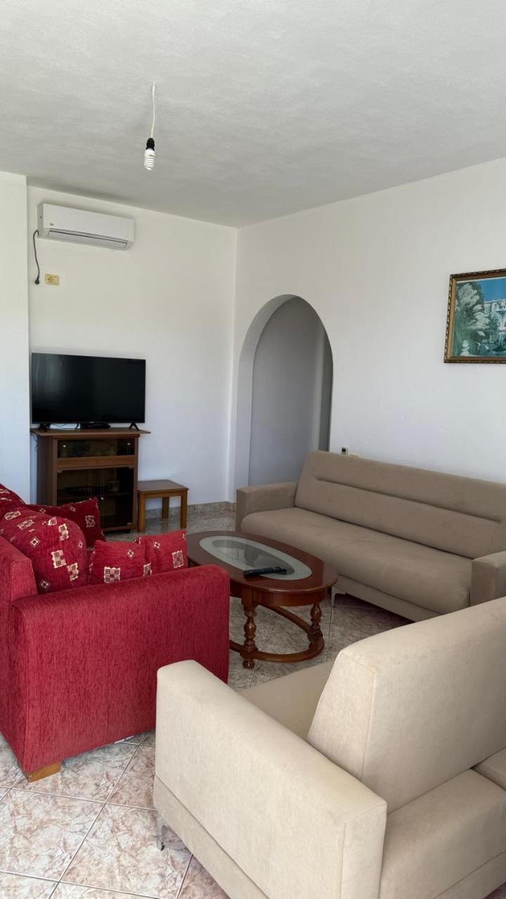 Apartaments Rraku Sarandë Værelse billede